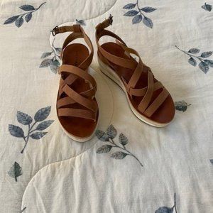 Lucky Brand Platform Sandals